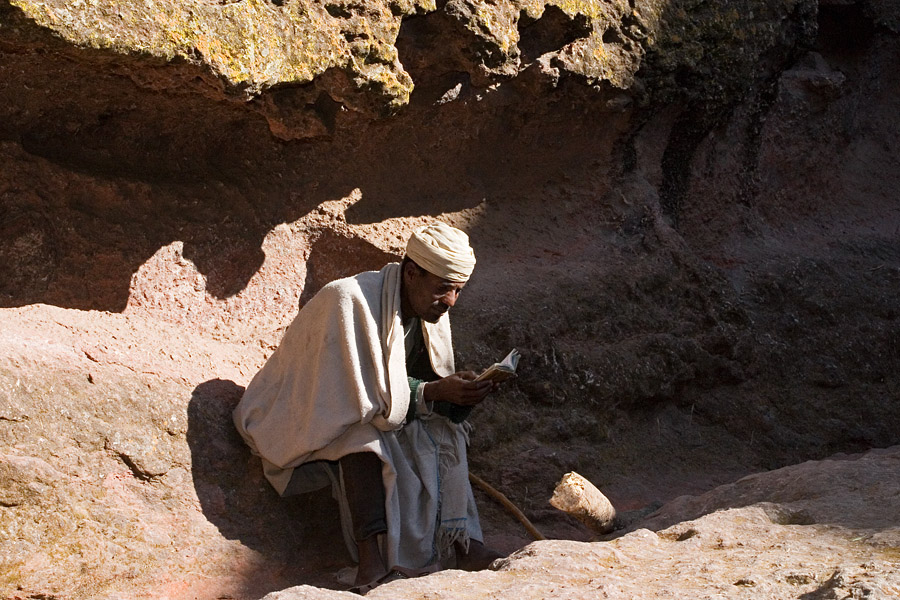 7   Priest   Lalibela